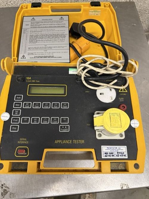 Metrotest MPAT 60 Portable Appliance Tester PAT Tester
