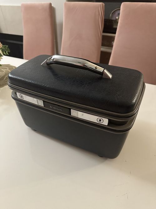 Vintage SAMSONITE SILHOUETTE Hard Train case / Makeup Vanity Box - Blue — image 2