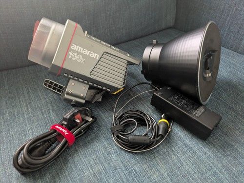 Aputure Amaran 100X LED Video Light 100W Bi-Color 2700–6500K COB Bowens Mount