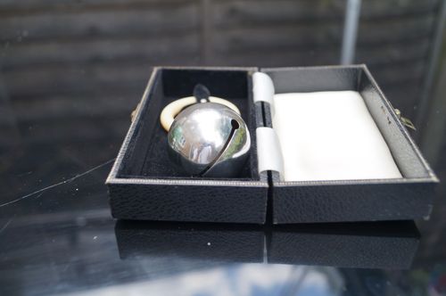 1959 Sterling Silver Baby Rattle Teething Ring Turner & Simpson Boxed — image 8