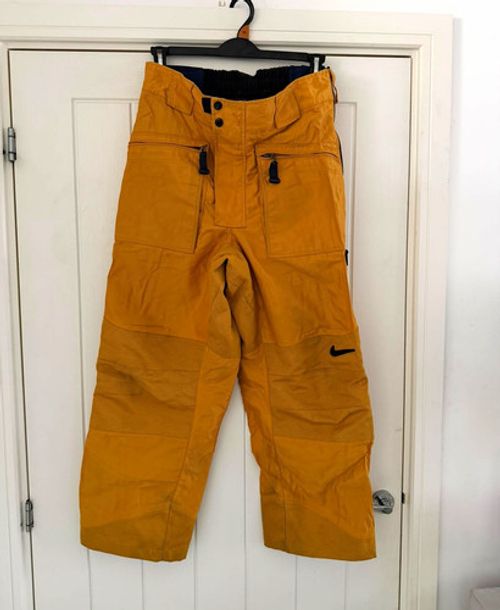 Nike ACG Yellow Nylon Snow Pants Trousers 16 W32 L30 Zipped Pockets Vintage