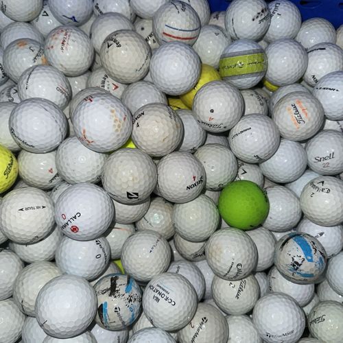Forty Mixed Model Grade B Golf Balls — image 2