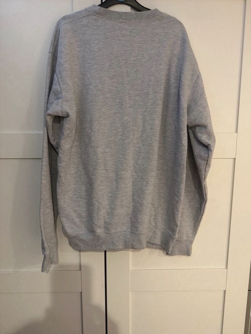 PrettyLittleThing Women's Grey Graphic Print Crew Neck Sweatshirt Long Sleeve S — image 3