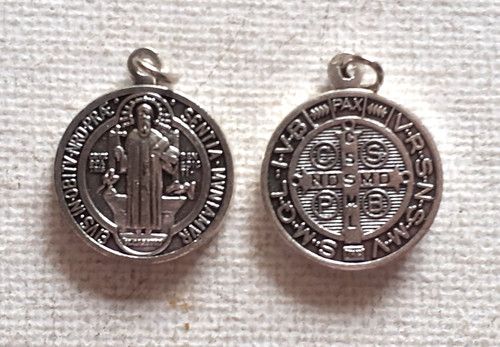 St BENEDICT  TRADITIONAL ROUND MEDALS    Made in Italy