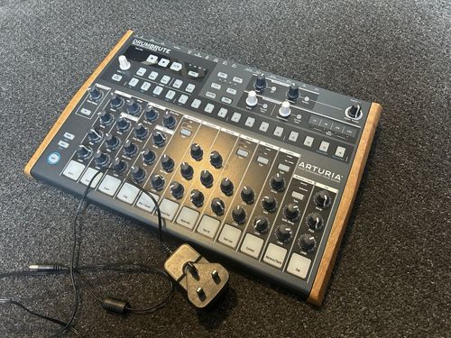 Arturia Drumbrute  Drum Machine (boxed) — image 3
