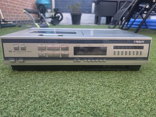 Vintage Fidelity VTR1000 Top Loading VHS Video Recorder Powers On Rare — image 1