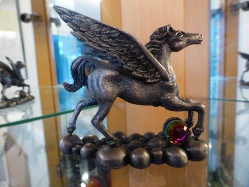 Myth & Magic - 3060 The Spirited Pegasus - Rare Tudor Mint Horse Unicorn Equine