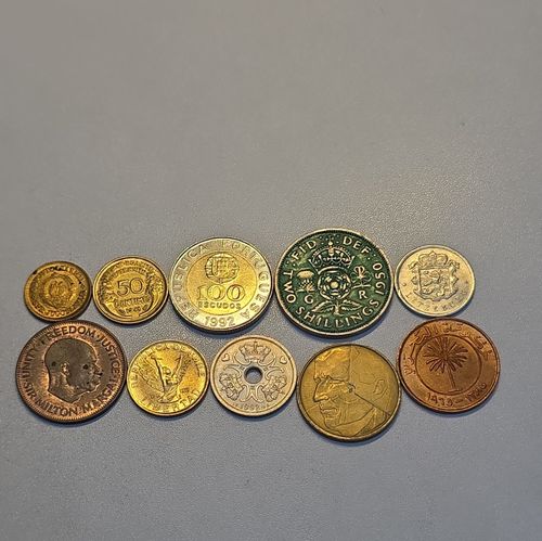10 Different World Coins – Excellent/Very Good Condition (A1) — image 5