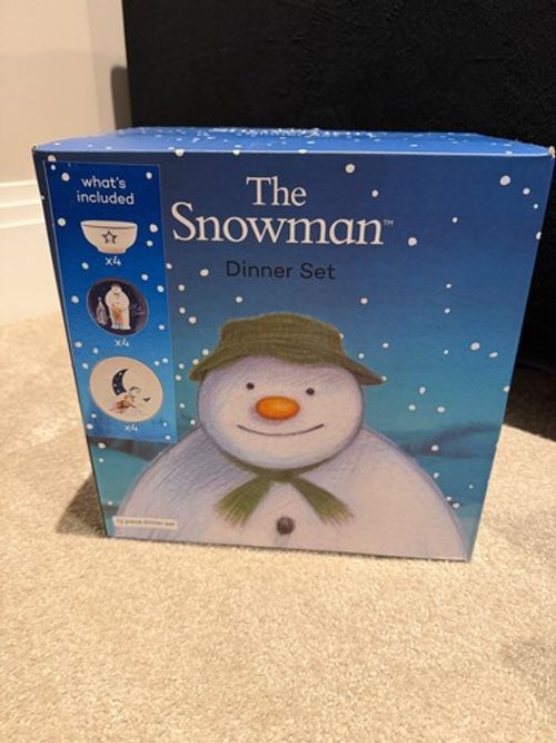 The Snowman 12pc Dinner Set 4 Place Settings Ceramic Dishwasher/Microwave Safe