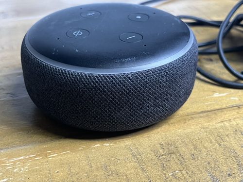 Amazon Echo Dot (3rd Gen) Alexa Voice Smart Speaker Black Wi-Fi BT Type G C78MP8 — image 3
