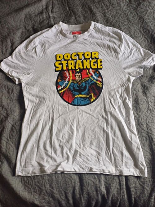 Doctor Strange White Graphic T-Shirt Clothing Size S