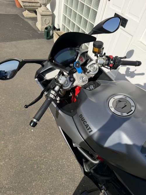 2021  Ducati  Supersport  950 — image 23