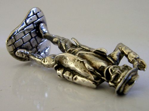 41g STERLING SILVER CAPTAIN CUTTLE CHARLES DICKENS FIGURE 1977 — image 8