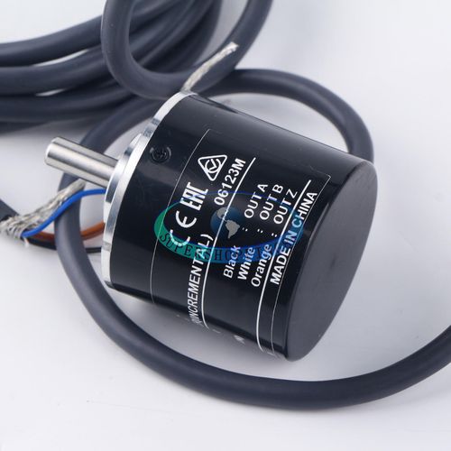 ONE NEW Omron Rotary Encoder E6B2-CWZ6C 500P/R E6B2CWZ6C 5-24VDC — image 3