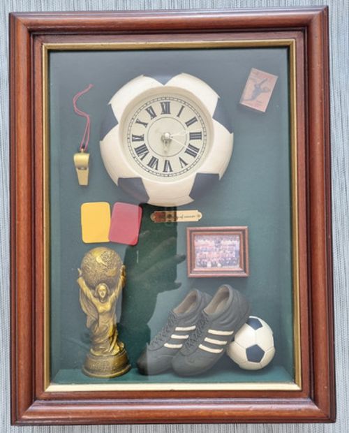 Vintage Football Diorama Clock Picture World Cup Memorabilia Shadow Box Rare