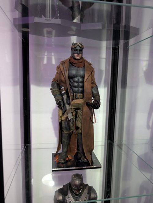 Hot Toys - Justice League - Knightmare Batman 2.0 - 1/6 - Custom Parts - DC 