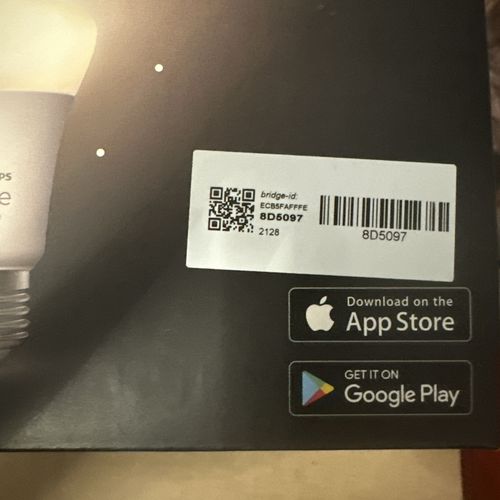 Philips Hue E27 1100lumens White Smart Starter Kit: 2 Bulbs + Bridge 🎄🎁 — image 6
