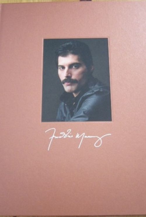 Freddie Mercury Solo Collection 10 CD, 2 DVD Box Set