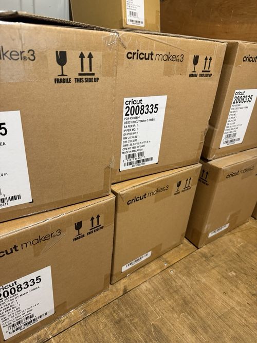 Cricut Maker 3 Smart Cutting Machine — image 3