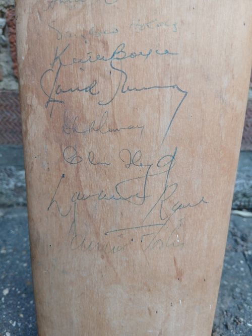 Gray Nicolls Cricket Bat Signed West Indies / New Zealand — image 5