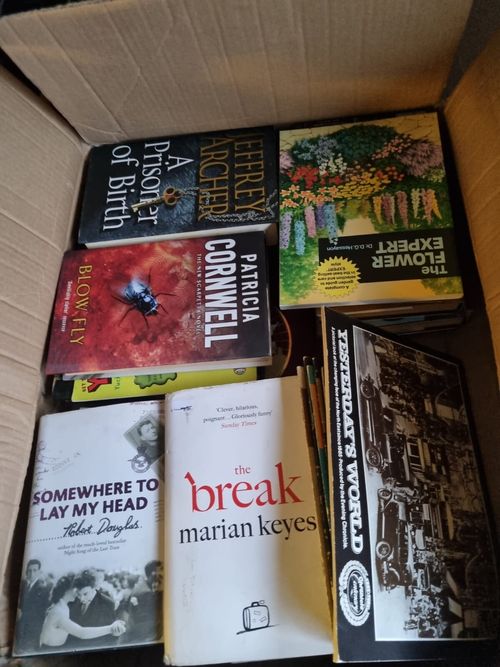 Pallet Of Books FRRE DELIVERY. 24 X Cardboard boxes Wholesale Job lot  400kg+ — image 6