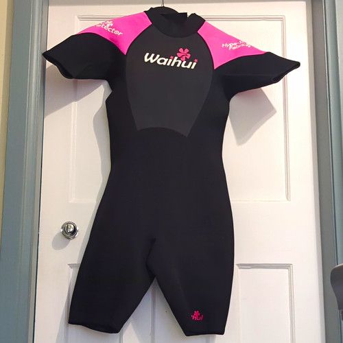 Waihui Women’s Wetsuit Shorties Shorty Black/Pink Size M