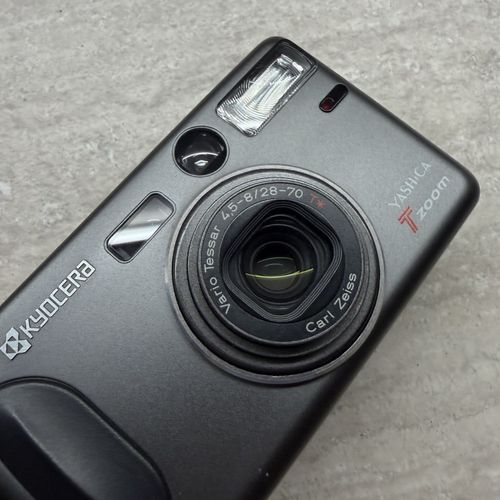 Yashica T Zoom P&S Camera Carl Zeiss Vario Tessar 28-70 [fully tested] — image 3