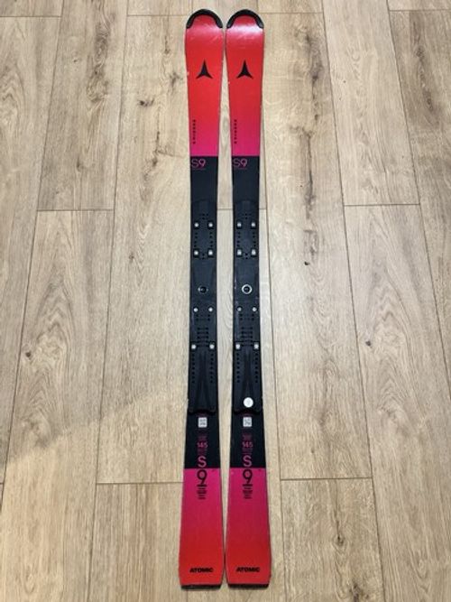 Atomic Redster S9 145cm Skis