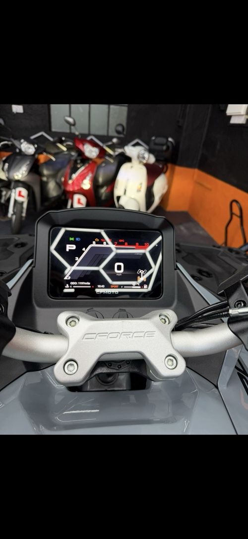 2024 CFmoto Cforce 850 Touring — image 10