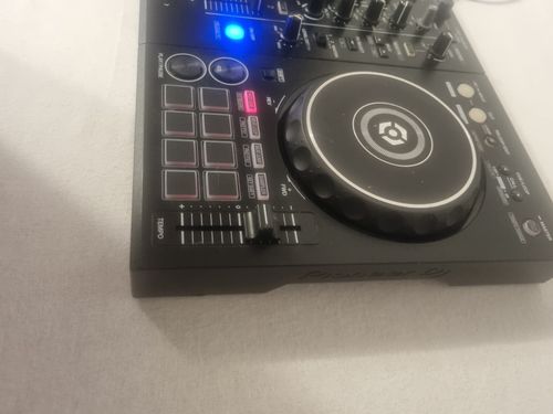 Pioneer DJ DDJ-400 2-Channel Rekordbox DJ Controller Tested With USB Cable — image 7