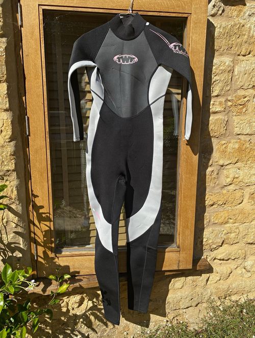 TWF Women’s Full Length Wetsuit Front Zip Black/Grey/Pink Size 10 — image 1