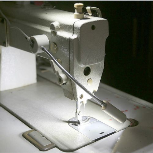 SEWING MACHINE MAGNETIC LED NEEDLE LIGHT COMPLETE WITH UK FUSED PLUG — image 3