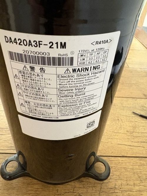 Toshiba Carrier Hermetic Compressor R410A RAV-SP1102AT DA420A3F-21M 173V