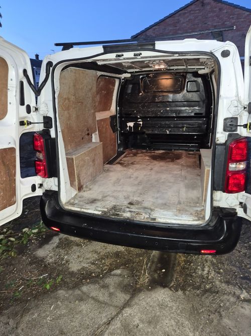 Citroen Dispatch Van — image 4