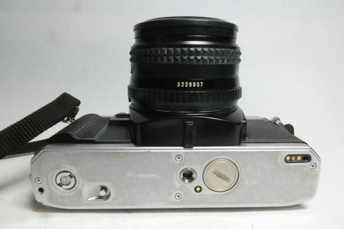 Minolta X-300 Classic Auto Manual SLR Camera & MD Rokkor 50mm f1.7 Minolta Lens — image 6