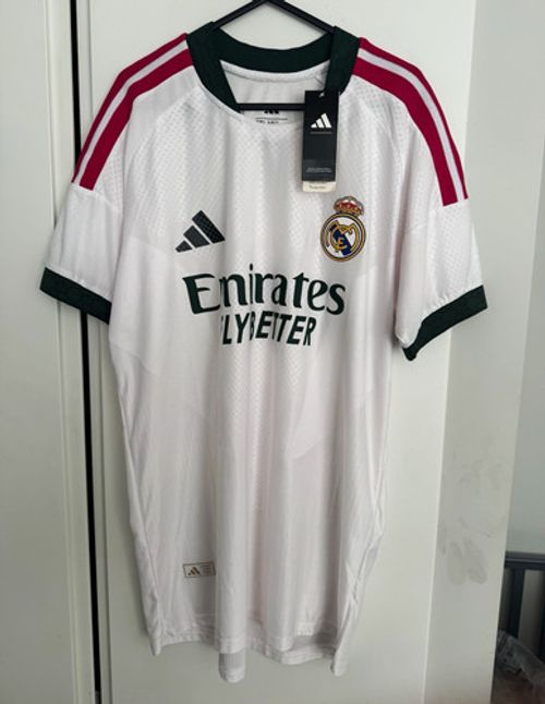 adidas Real Madrid Home Shirt White L or XL slim fit. Tag says XXL - Replica