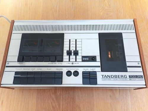 Tandberg TCD 310 Vintage Stereo Cassette Deck – Powers On – Spares or Repair