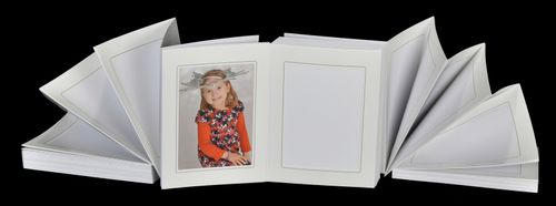 Leporello For 50 Photos 13X18 - White With Gray Line - All Passepartouts Square — image 2