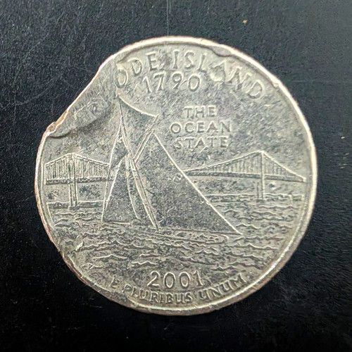 2001-P Rhode Island State Quarter Rare ERROR Coin