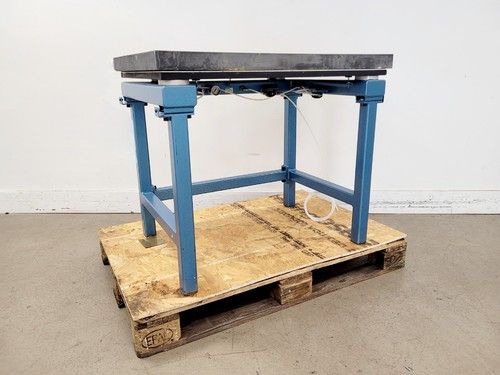 Wentworth Laboratories Ltd AVT 701 Anti-Vibration Table
