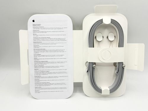 OFFICIAL GENUINE APPLE CROSSBODY STRAP FOR IPHONE 17 / 17 PRO / 17 PRO MAX / AIR — image 9