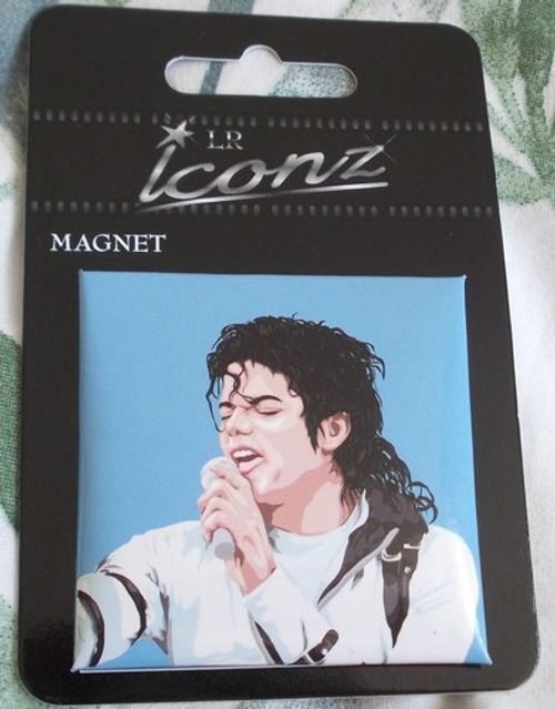 MICHAEL JACKSON, RARE MAGNET, NEW IN SEALED ORIGINAL PACKET, COOL/MUST SEE.