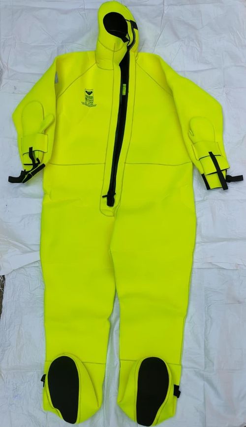 VIKING PS20140258002 OVERSIZE IMMERSION SUIT 170-210CM,80-160K.G WITH BAG — image 1
