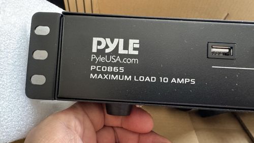 Pyle Pro Power Supply Rack Mount Power Distribution Unit — image 5