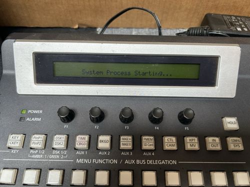 Panasonic AV-HS450 MULTI-FORMAT LIVE SWITCHER NO CHARGER NO CABLES — image 4