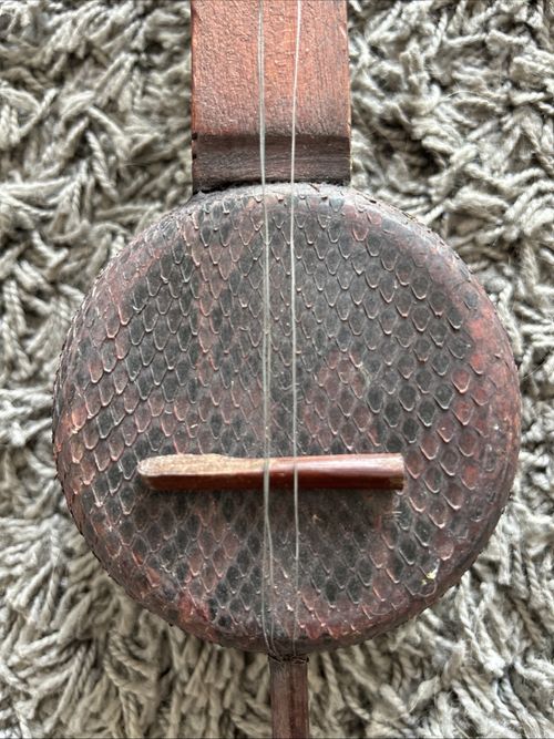 san shin style instrument — image 3