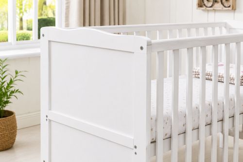 White Wooden Baby Cot Bed Nursery Crib with Slatted Sides – Infant Toddler Cot — image 2
