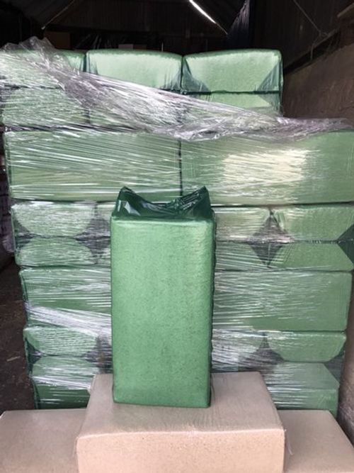1 x Bale of Shavings 100% Virgin Soft Wood Highly Absorbent Approximately 22KG