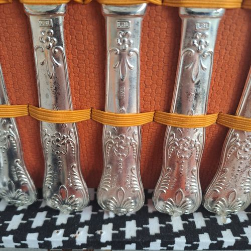 Vintage Italian 24 Piece Silver Plated Cutlery Set in Case A800 EP Zing LBL (1) — image 11