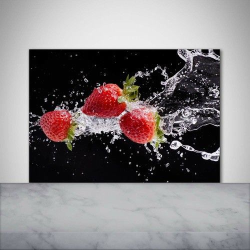 Tulup Kitchen Glass Splashback 100x70 Strawberries and water